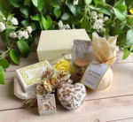 Grateful For You Pamper Gift Set | Spring Gift Box | Ladies Gift Hamper | Hug in a Box | Birthday Gift For Friend | Relaxation Box For Her - Image 5